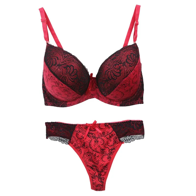 Lace Bra and Panty Set