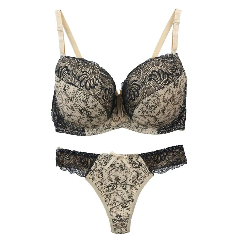 Lace Bra and Panty Set