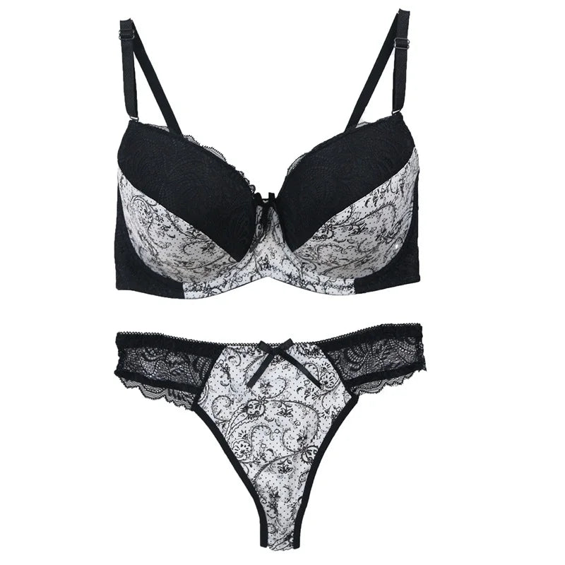 Lace Bra and Panty Set